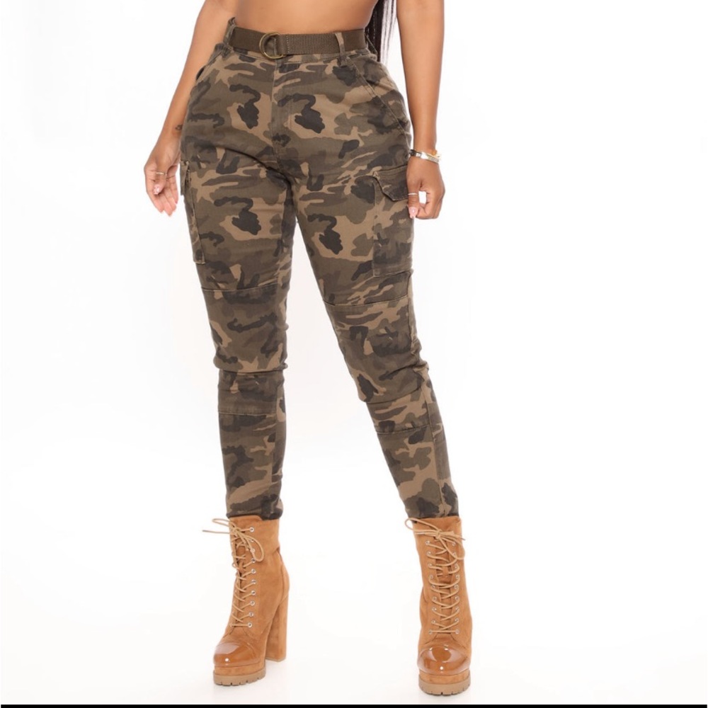 Fashion Nova cargos
